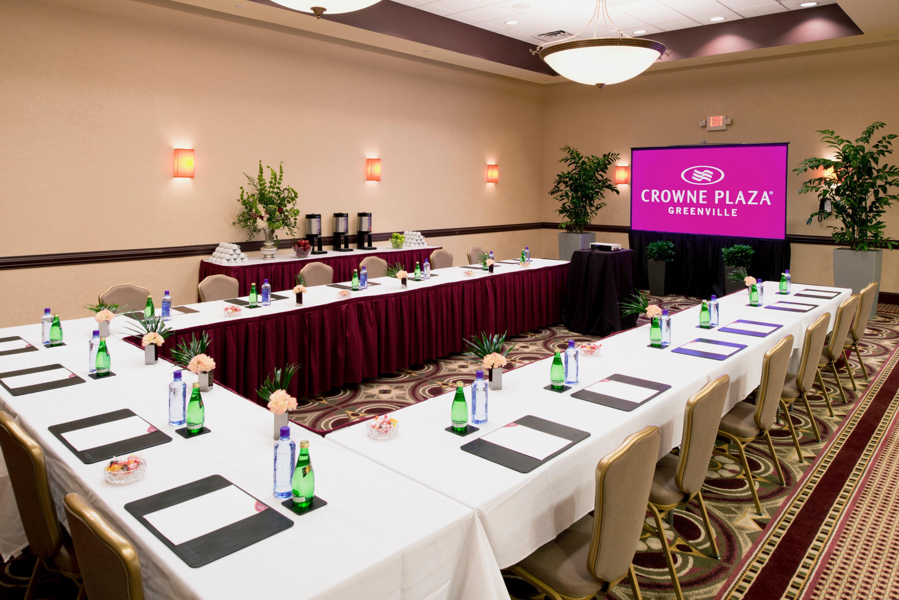 Crowne Plaza Greenville By Ihg Esterno foto