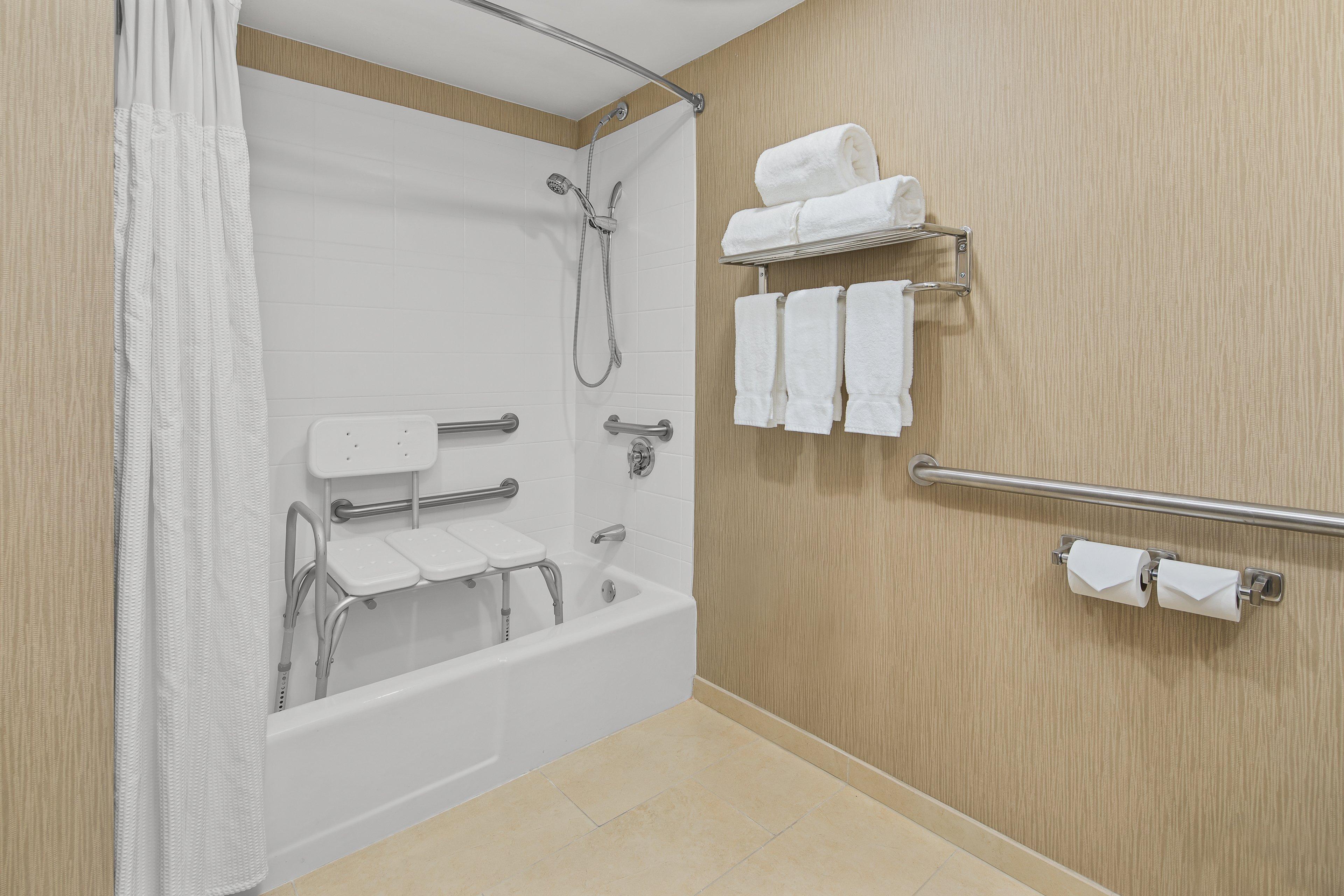 Crowne Plaza Greenville By Ihg Esterno foto