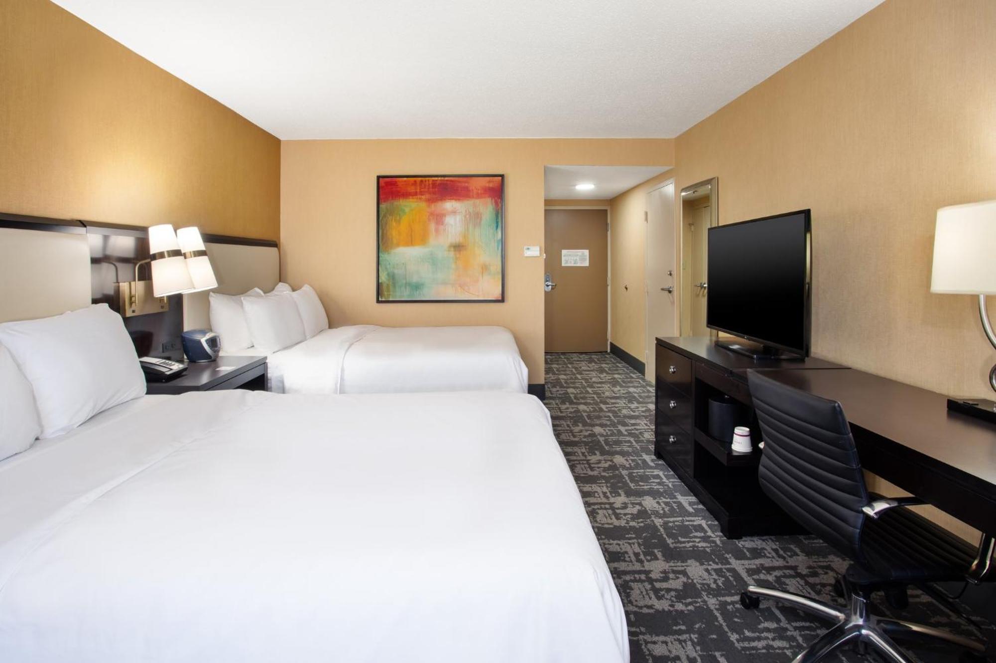 Crowne Plaza Greenville By Ihg Esterno foto