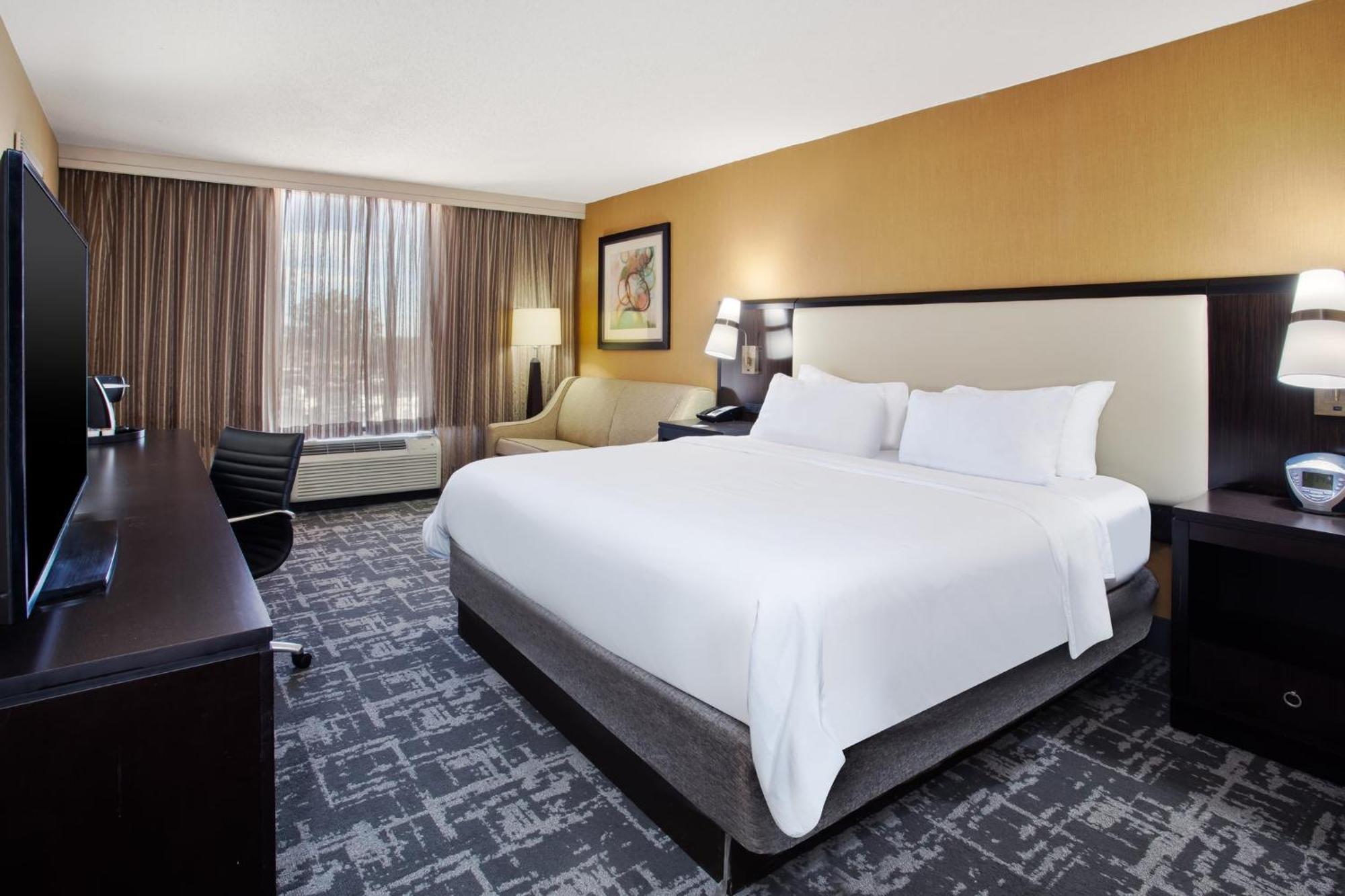 Crowne Plaza Greenville By Ihg Esterno foto