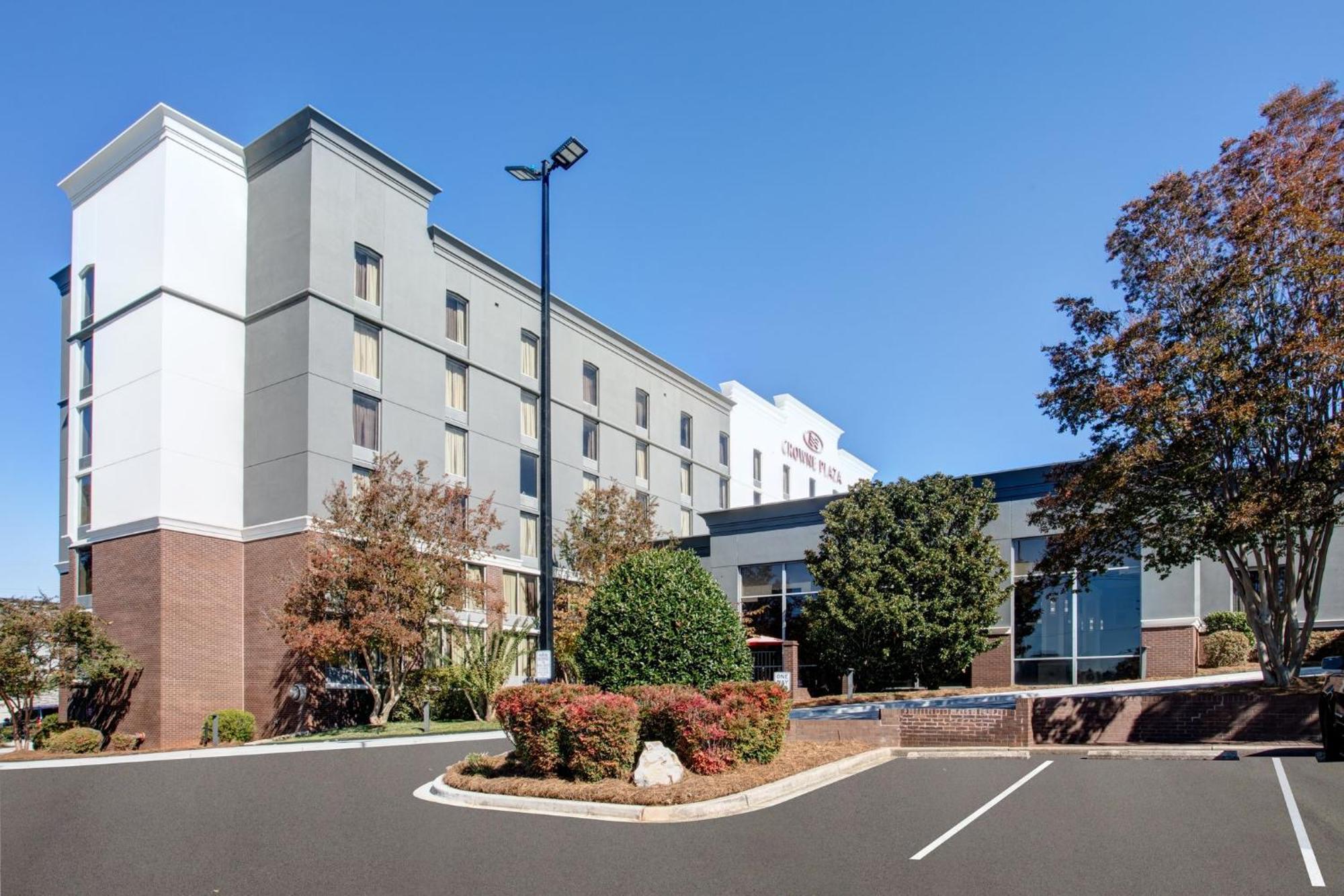 Crowne Plaza Greenville By Ihg Esterno foto