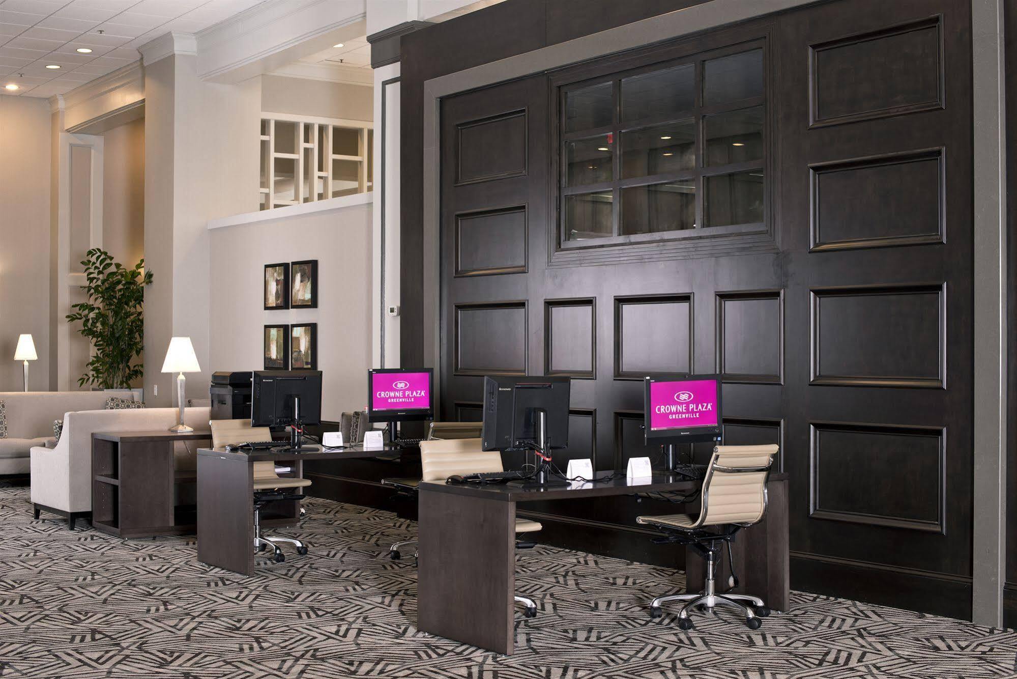 Crowne Plaza Greenville By Ihg Esterno foto